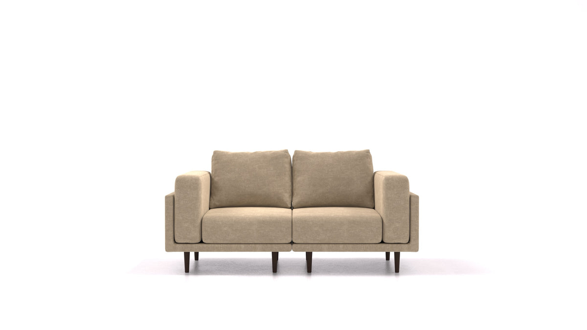 Clooods 2S, modulares Sofa von FEYDOM im Stoff Mollia FF-13 Cappuccino, dunkle Füße