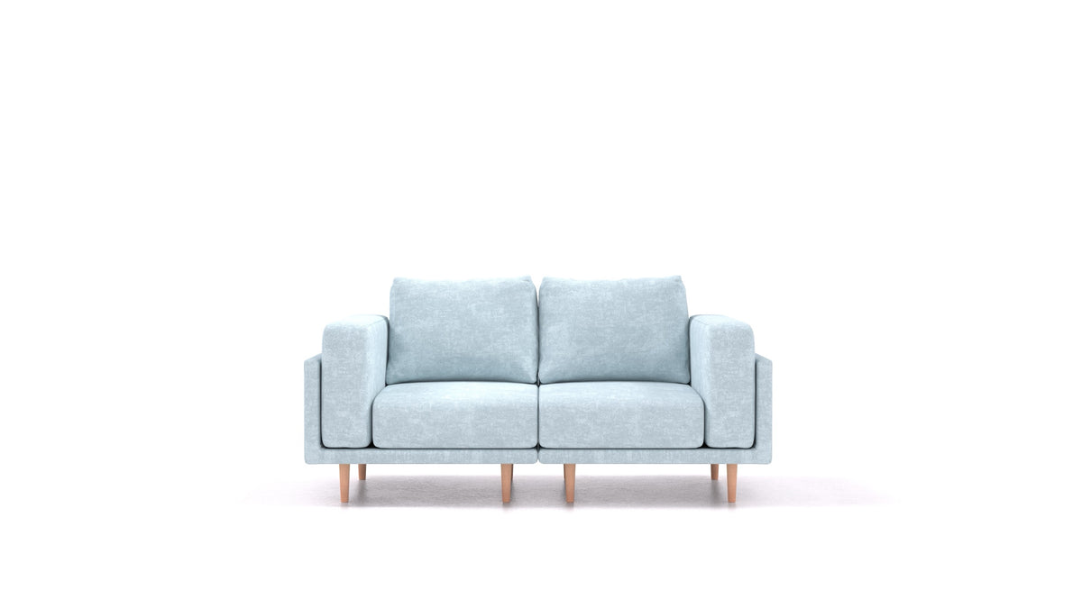Clooods 2S, modulares Sofa von FEYDOM im Stoff Mollia FF-19 Pastel Blue, helle Füße