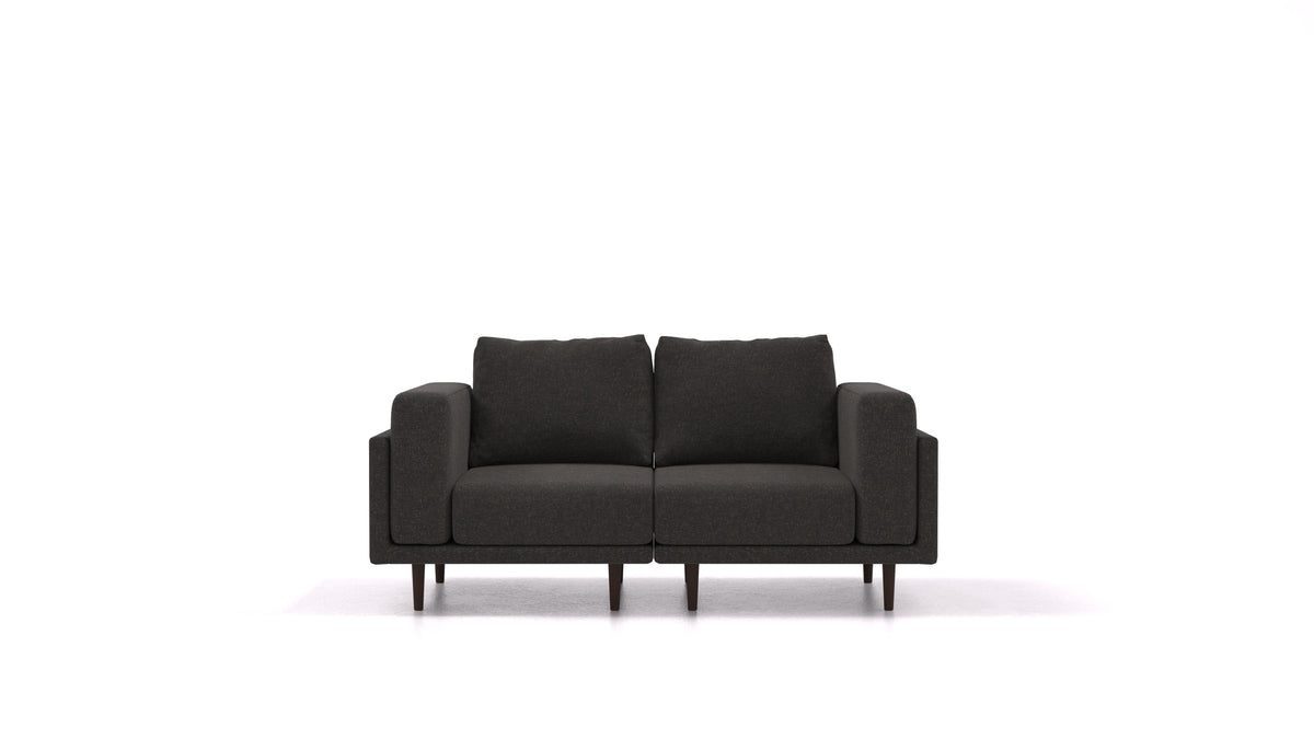 Clooods 2S, modulares Sofa von FEYDOM im Stoff Icon IC-99 Umbra, dunkle Füße