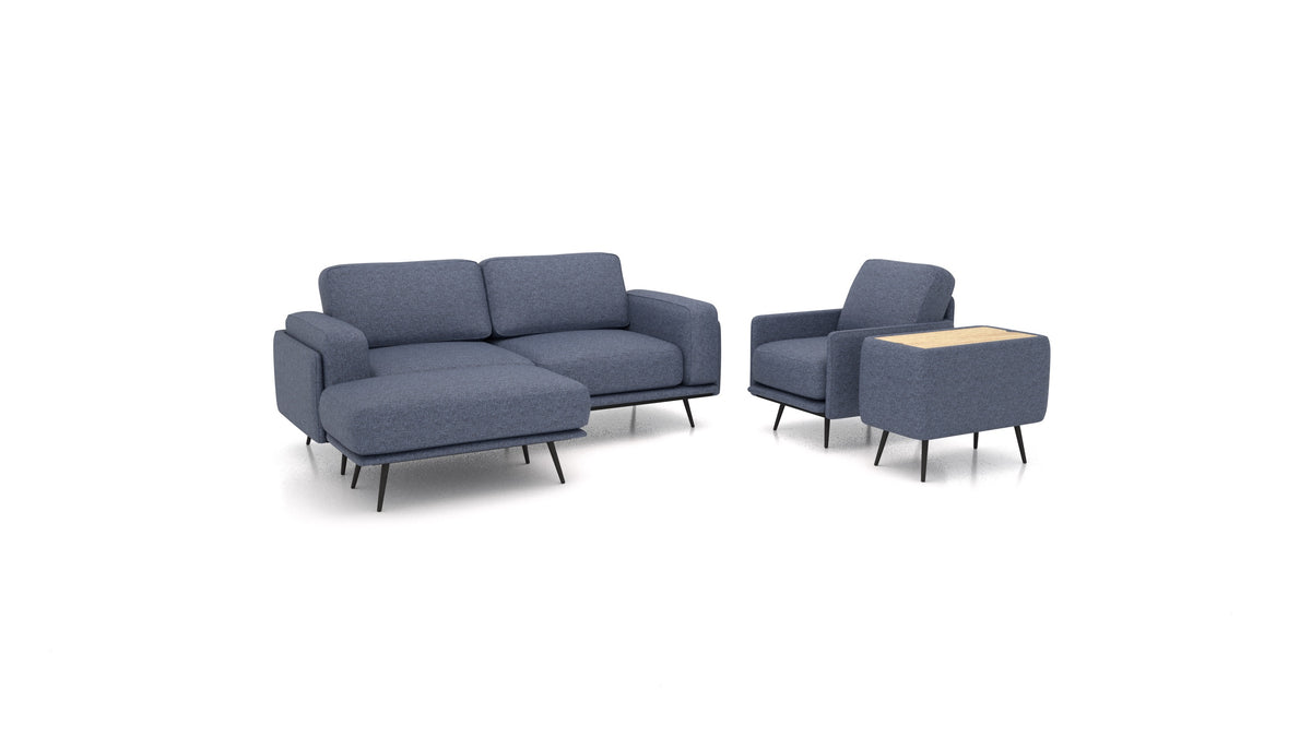 OIKO M+, modulares Sofa von FEYDOM im Stoff Icon IC-79 Deep Blue, helles Holz